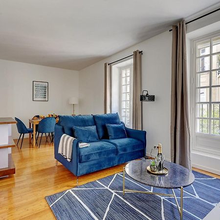 Champs-Elysees - 2Br With Balcony - Cityapartmentstay Париж Экстерьер фото